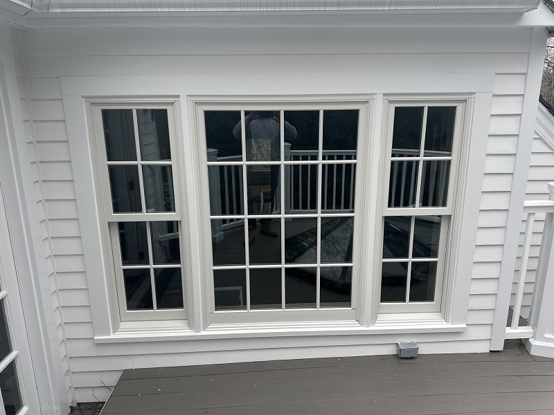FInished exterior view of Andersen 400 Series Woodwright windows - FIBREX exterior